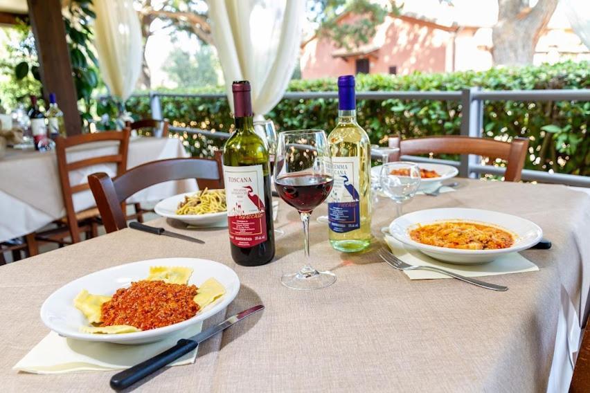 Agriturismo Fusini Magliano in Toscana Eksteriør bilde